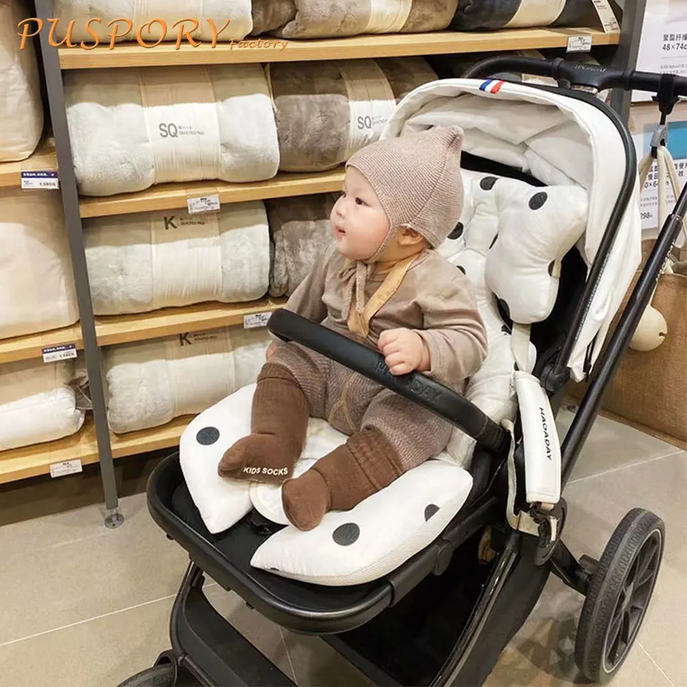 

Универсальная подушка на детскую коляску, дышащая мягкая, с мультяшным принтом короны, на осень/зиму