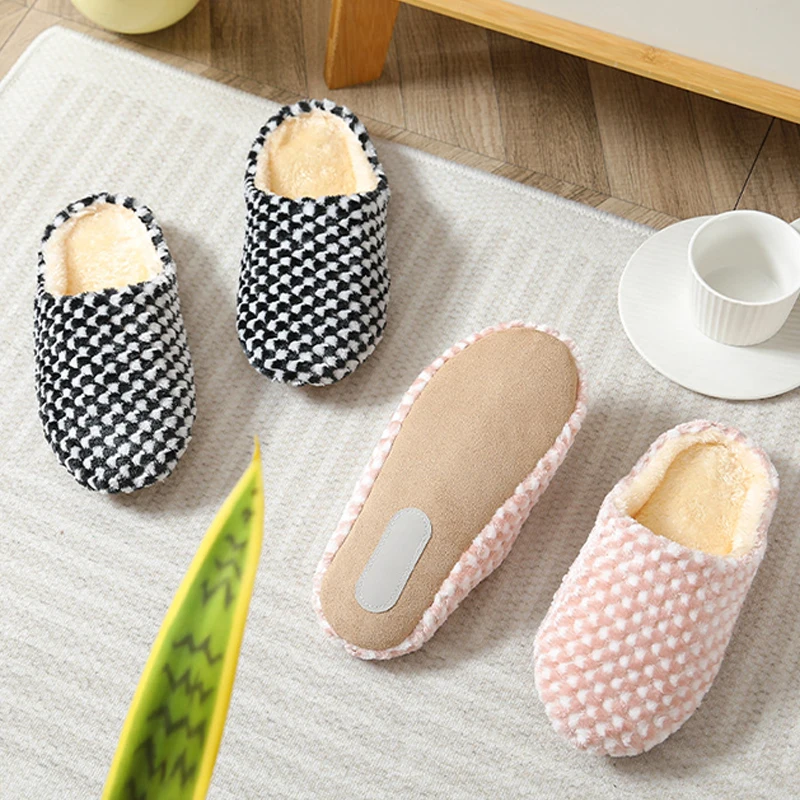 

New Japanese Style Slippers Indoor Mute Slippers Autumn Winter Warm Women Shoes Classic Dot Slippers Wedding Shoes Free Shipping