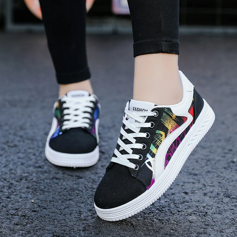Fashion Printed Unisex Skateboarding Shoes Men Women Low top Canvas Shoes Casual Platform Flat Sneakers Men Zapatillas De Hombre
