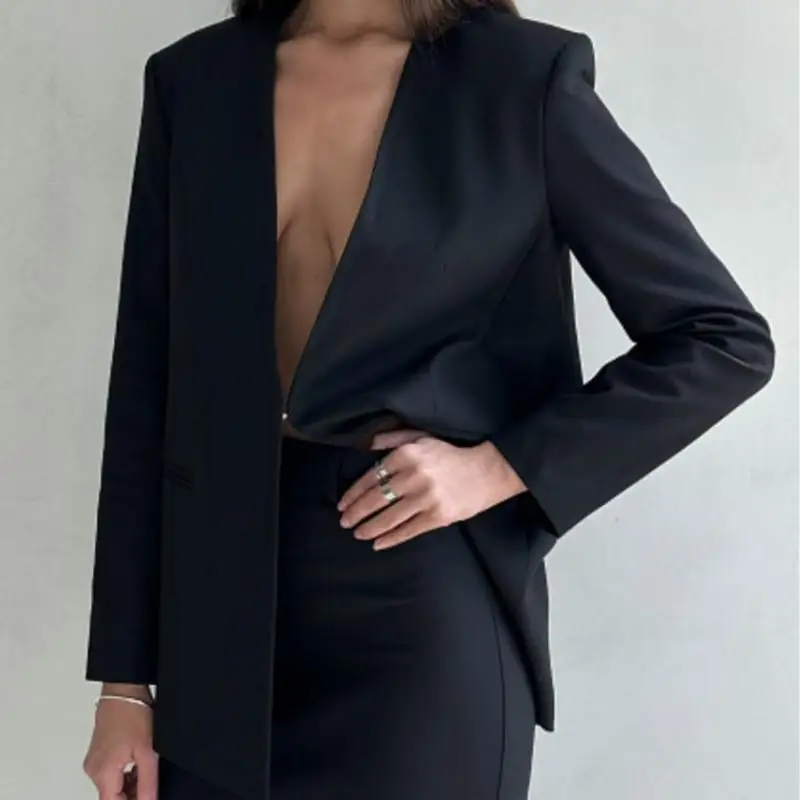 Autumn Winter 2023 Loose Blazers for Women Khaki Blazer for Casual Commuting One Button V-Neck Double Pocket Suit