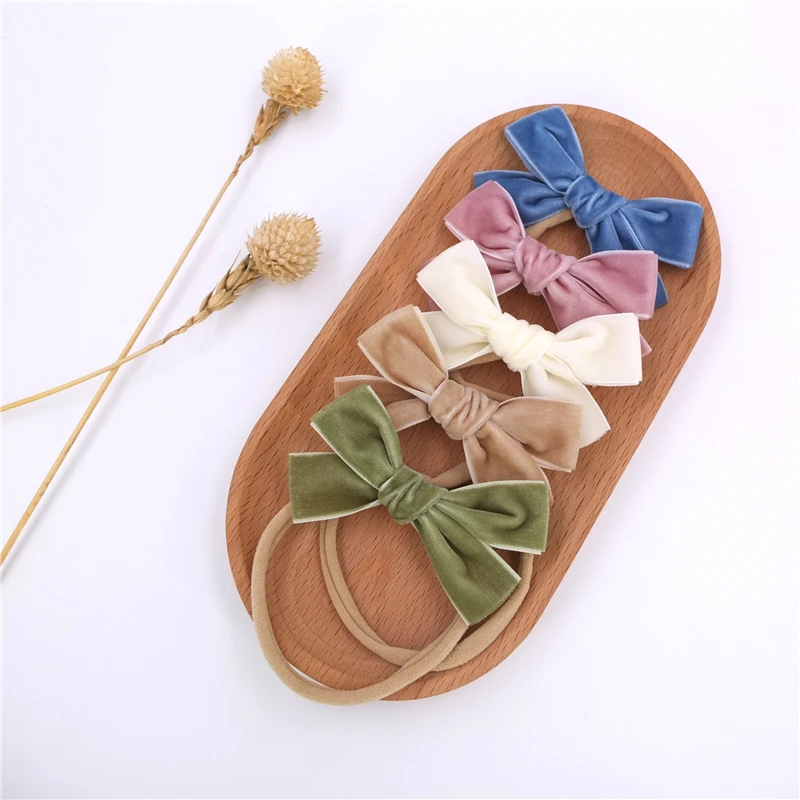 Wholesale Mini Velvet Ribbon Bow Nylon Headband Newborn Toddler Baby Velvet Bow Hair Bands Clips Accessories