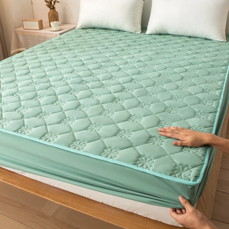 

Thick Quilted Bed Cover Mattress Protector Bed Pad Queen King Size Breathable Anti-bacteria Non-slip Mattress Cover Fitted Sheet