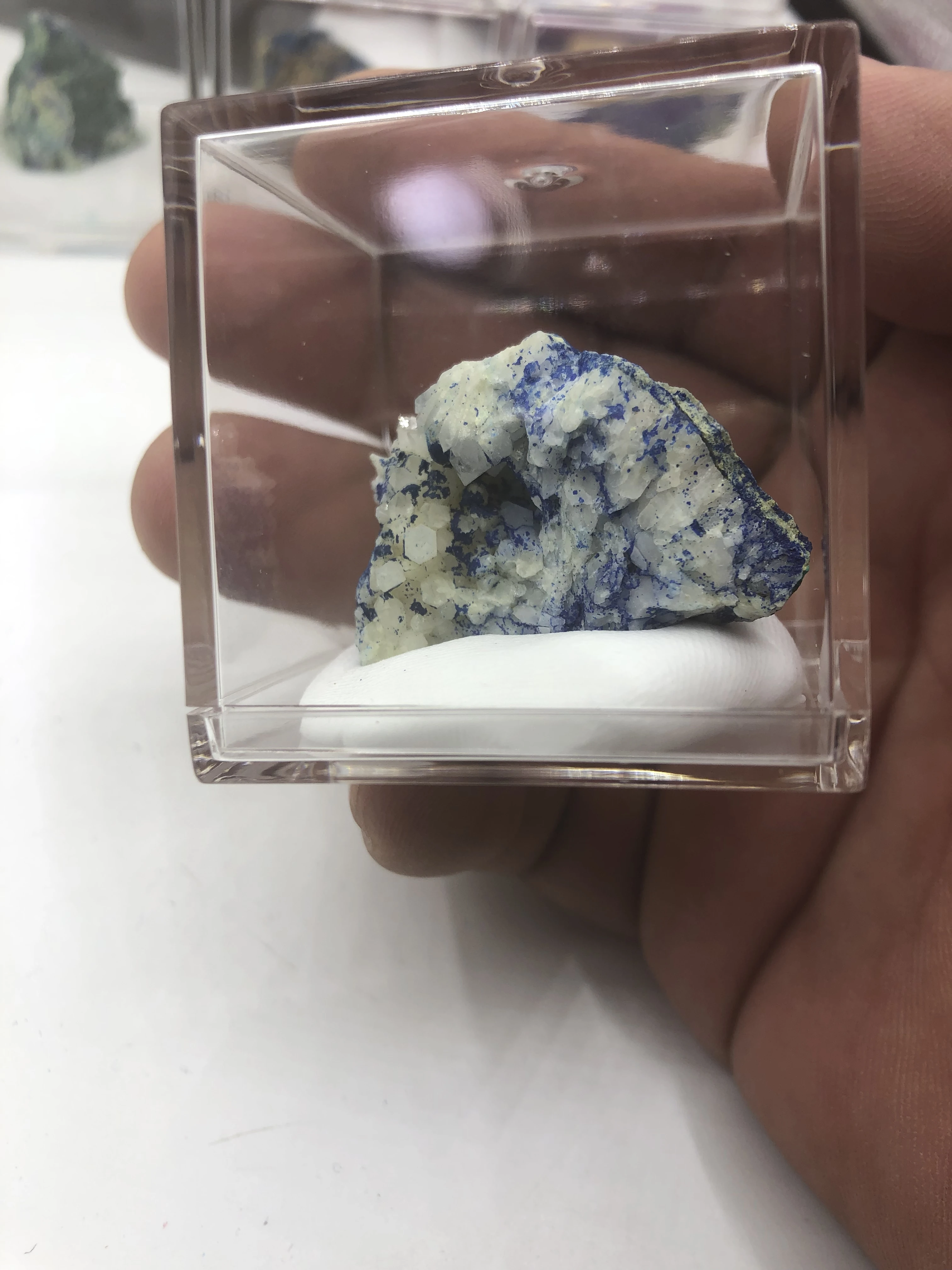 500G Natural White Crystal Copper Malachite Symbiont Is Extremely Rare Natural Decorative Ornaments Mineral Collection