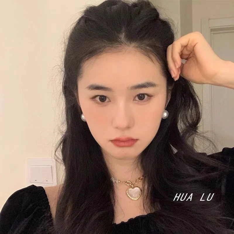 Simple Metal Pearl Round Stud Earrings for Women Girlfriend Trendy Elegant Piercing Wedding Travel Summer Statement Jewelry Gift