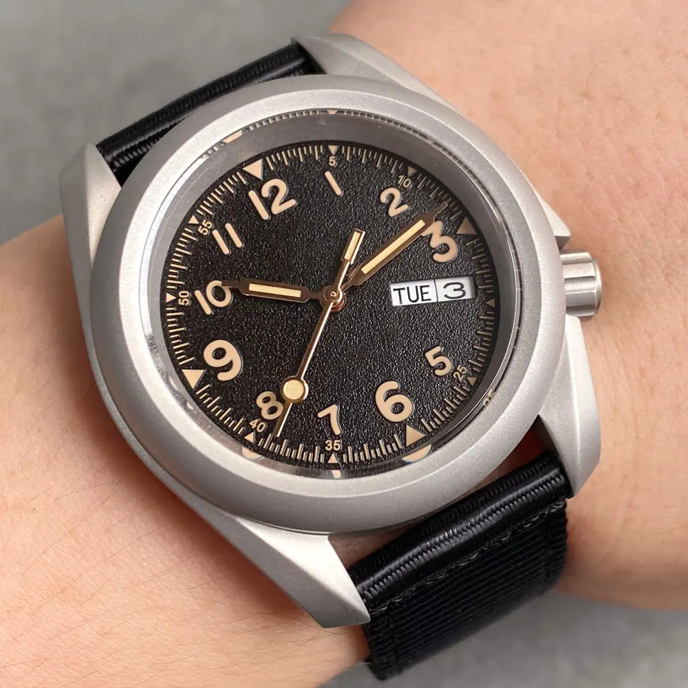 Фото Мужские механические часы Tandorio Vintage Military Field Diving с японским механизмом NH36A, коронкой 3.8, корпусом с пескоструйной обработкой, водонепроницаемостью 200 м. №2