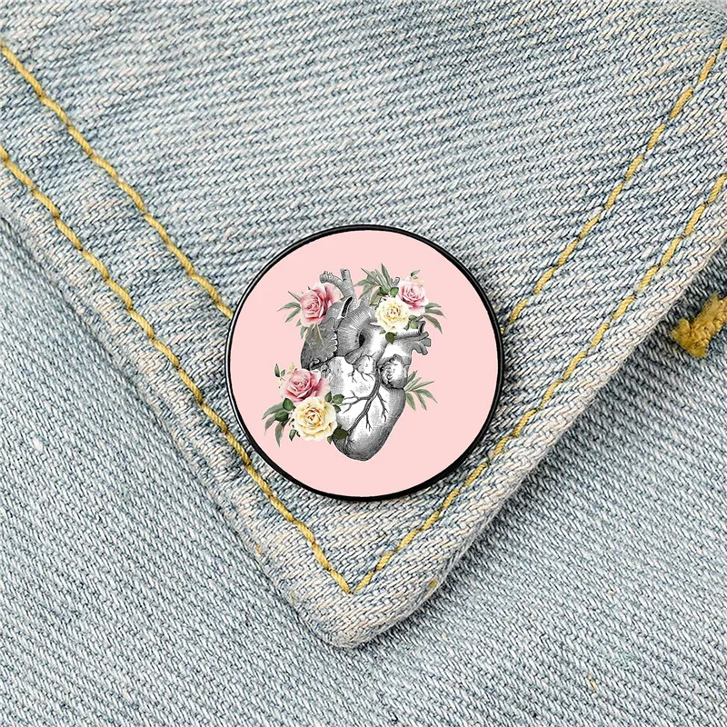 

Bloom roses Heart Printed Pin Custom Funny Brooches Shirt Lapel Bag Cute Badge Cartoon enamel pins for Lover Girl Friends
