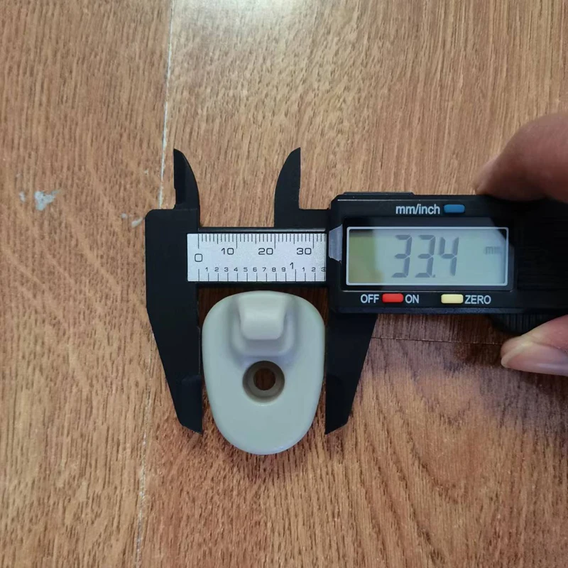 Зажимы для солнцезащитного козырька Jeep Liberty &amp Dodge Nitro Прямая поставка 1AR26BD1AA |