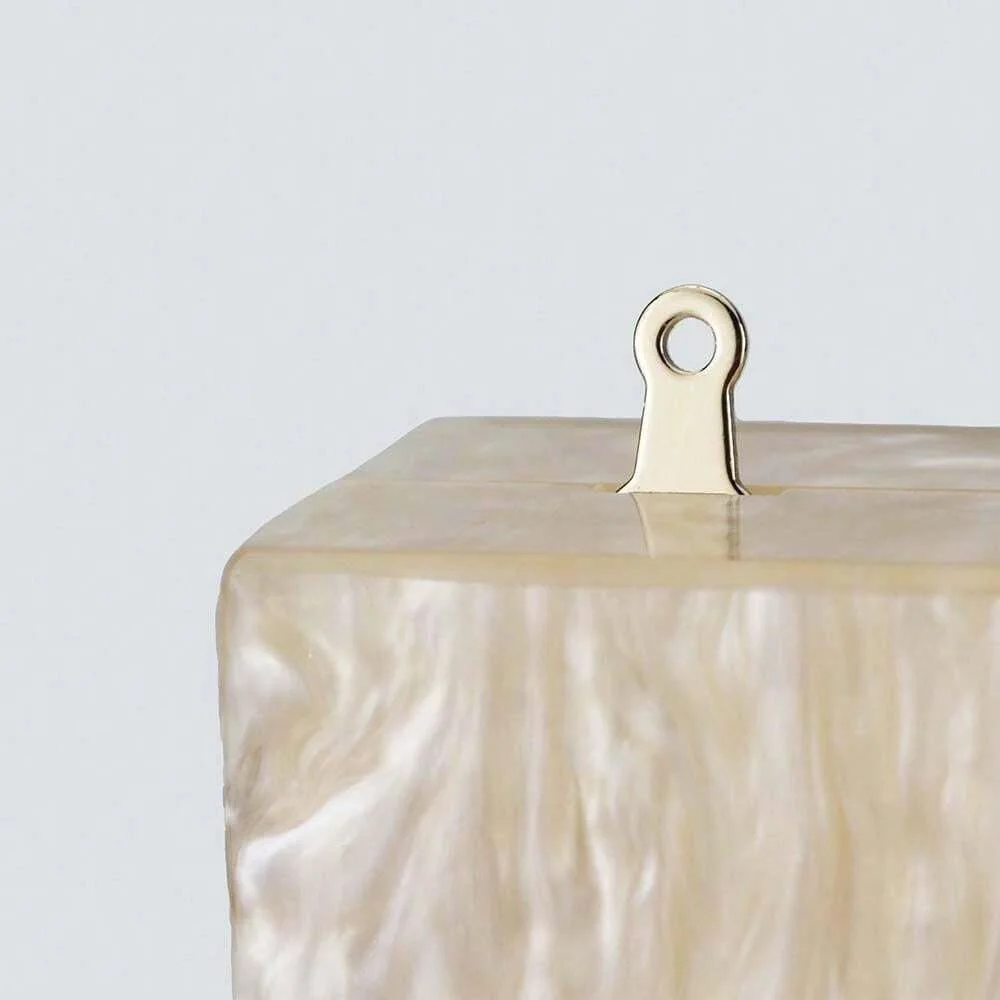 Женские жемчужно-зеленые полосатые волнистые акриловые коробки-клатчи женские