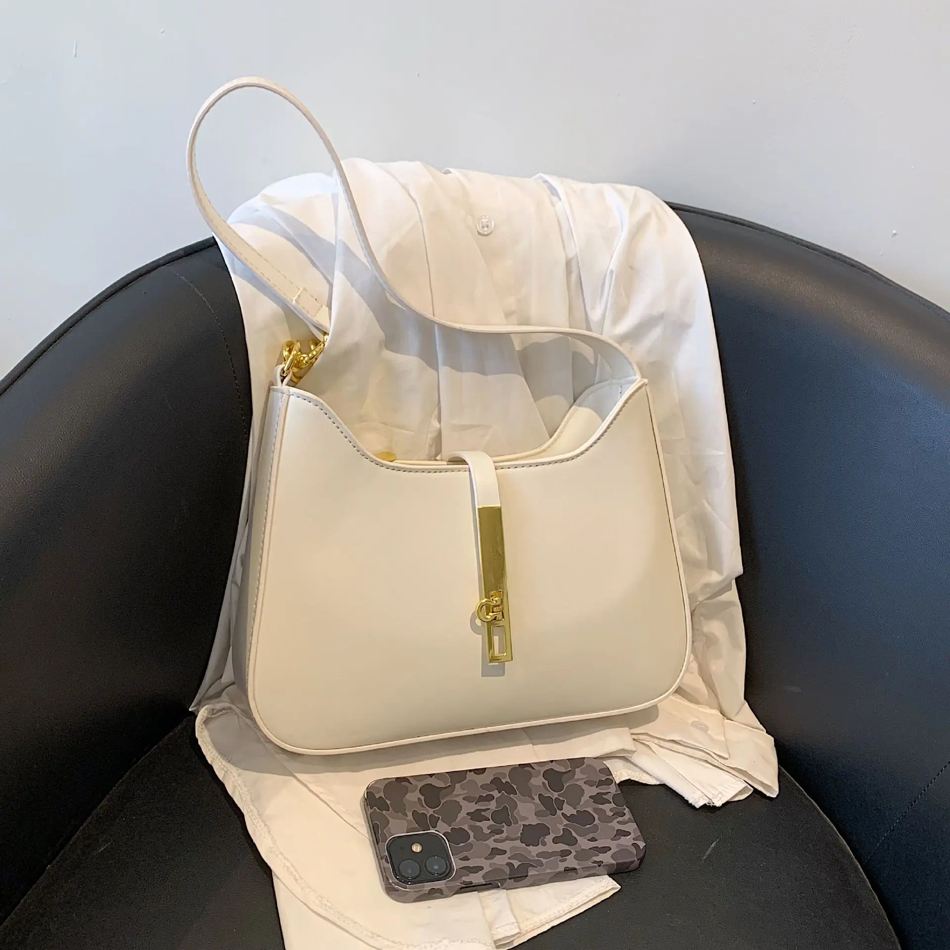 2023 Autumn Women's Underarm Shoulder Bag Metal Chain Colored Handbag Small Square Solid Party Storage Bag Female Shoulder Bag