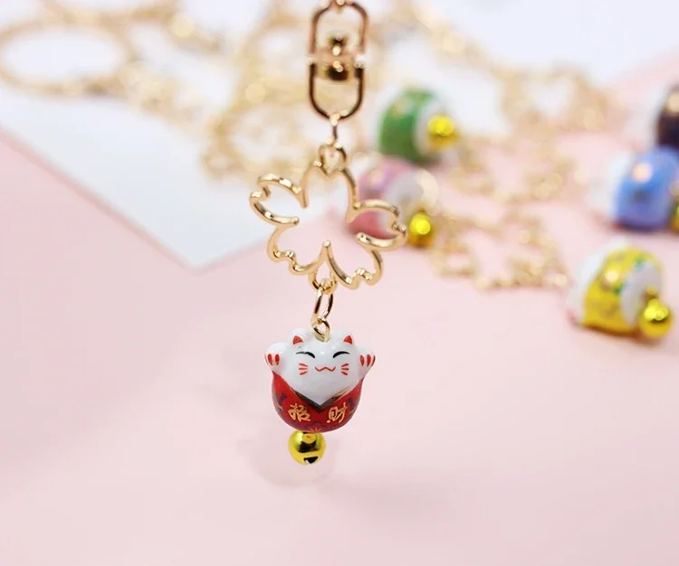2025 милый керамический брелок Maneki Neko Lucky Cat Fortune Sakura для ключей автомобильная сумка