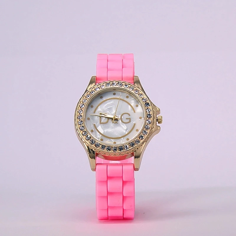Chasy 2023New Luxury Silicone Watches Women Casual Quartz Watch Ladies Sports Crystal Watches Hot Wristband Clock Kobiet Zegarka