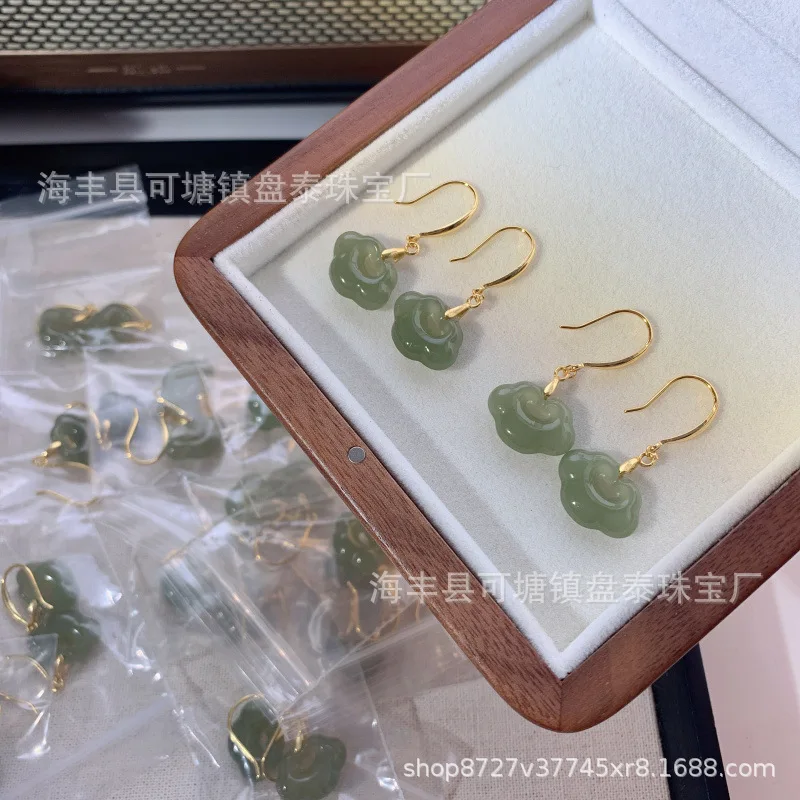 Серьги из натурального материала Цинхай Хэтянь Нефрит Циншуй Руи в национальном