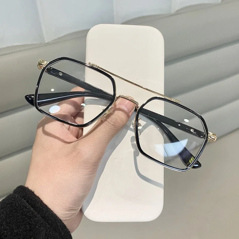 Очки солнцезащитные мужские с маленькой квадратной оправой модные Меняющие цвет