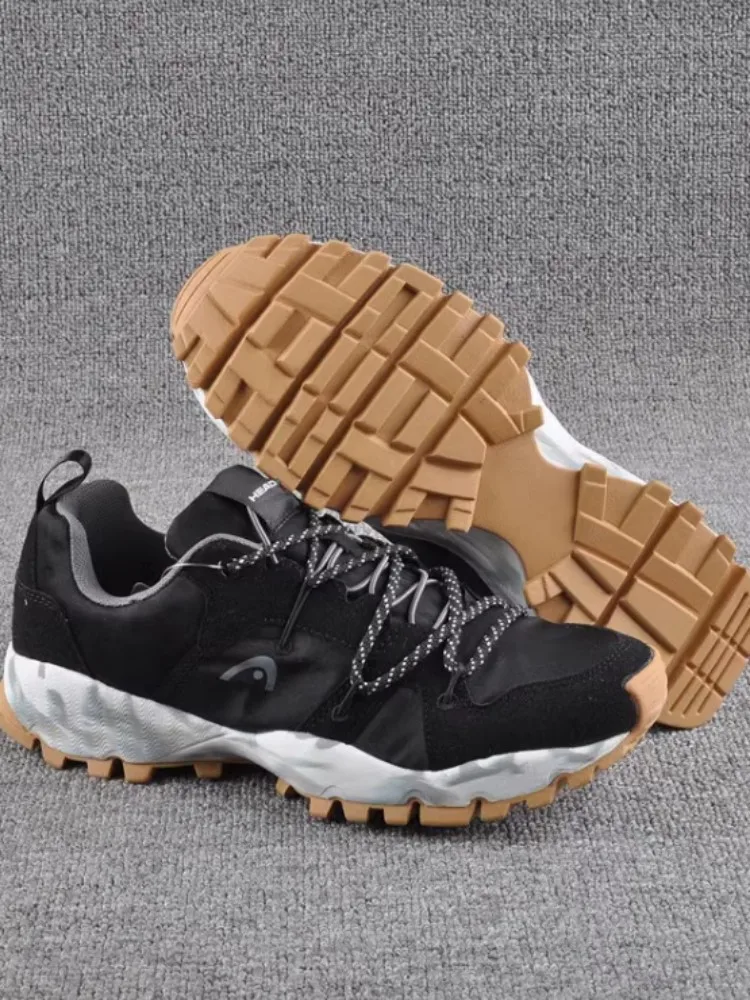 Мужские спортивные кроссовки на шнуровке