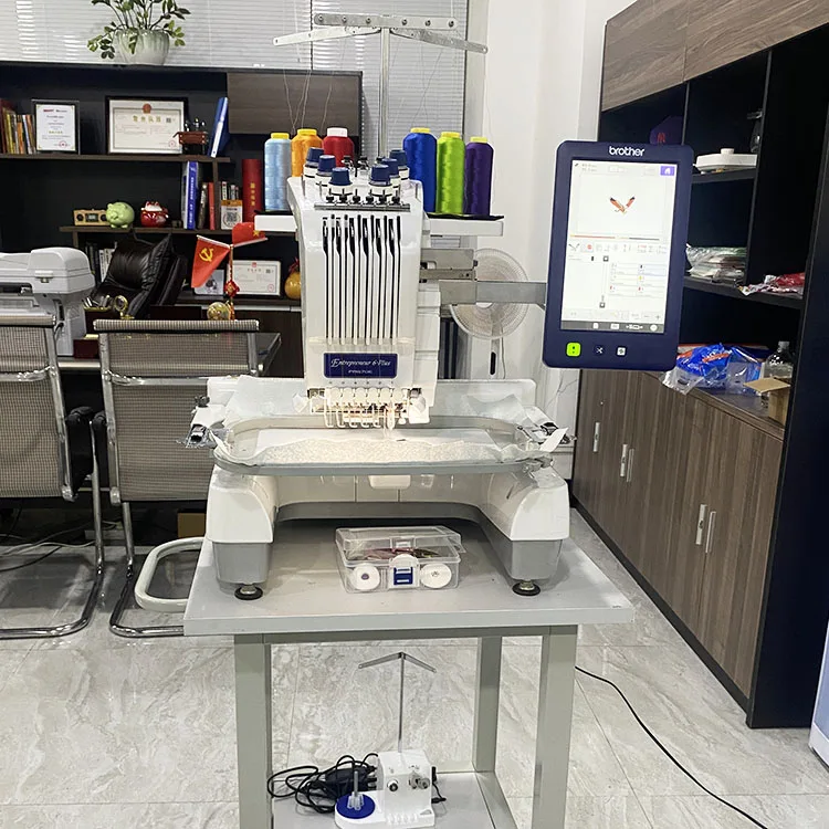Вышивальная Машина бывшая в употреблении цена завода PR 670e шесть игл Одна Головка