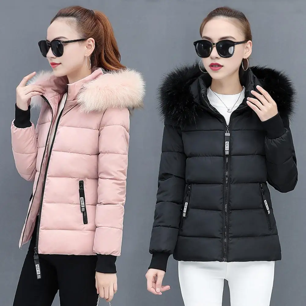 Женская куртка с капюшоном и карманами цвет в ассортименте