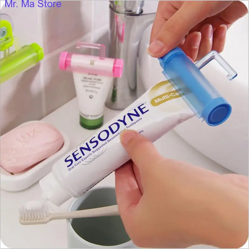 

1Pc Toothpaste Dispense Bathroom Home Suction Cup Hook Squeezing Toothpaste Device Toothbrush Holders Random Color