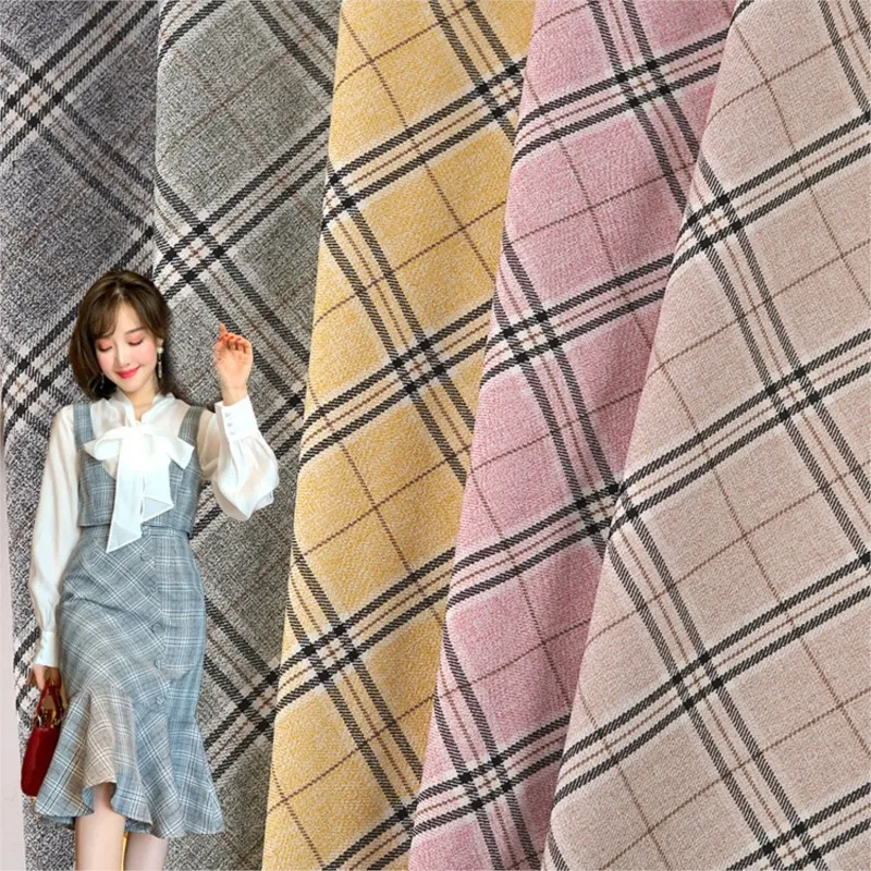 Трикотажная тянущаяся ткань в клетку для весны и лета