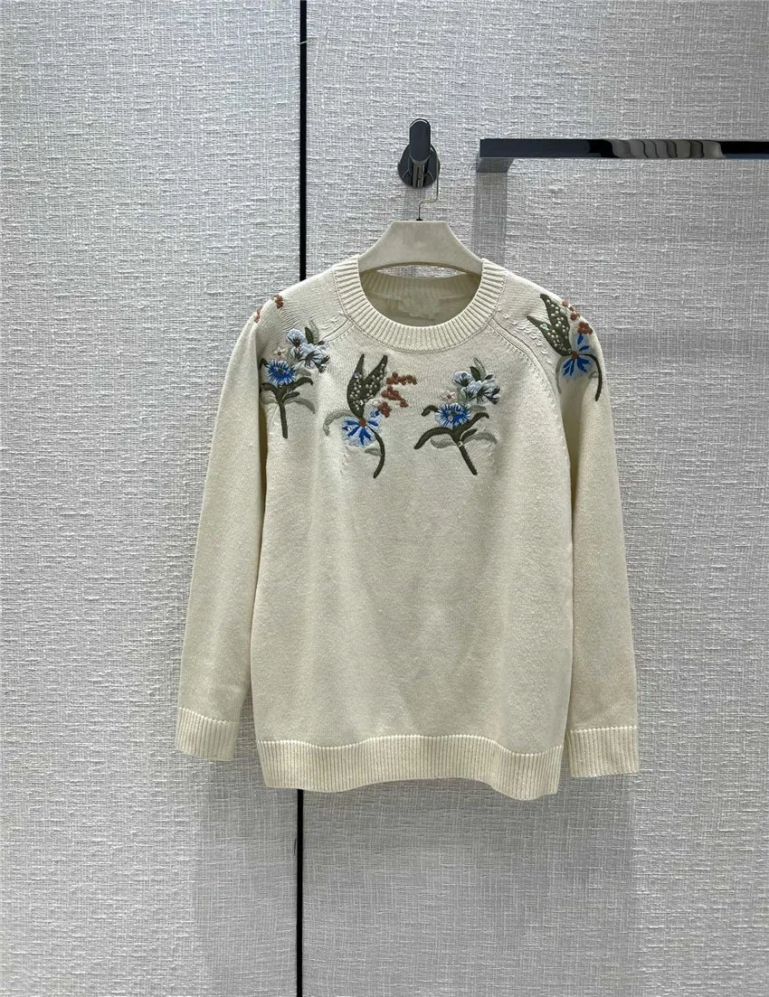 

Fashion Designer Sweater for Women 100% Wool O Neck Embroidered Bluebell Knitted Pullover