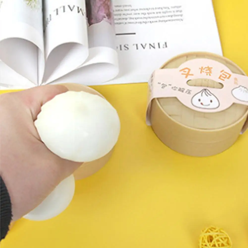 

8.5cm Simulation Steamed Stuffed Bun With Steamer Soft Squishy Decompress Fidgets Anti Stress Relief Squeeze Toy For Adults G6x4