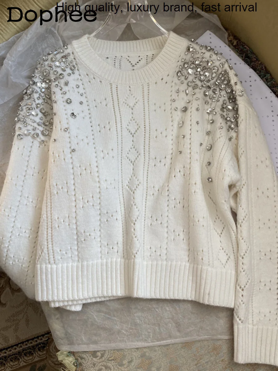 

Женский трикотажный свитер с круглым вырезом и длинным рукавом