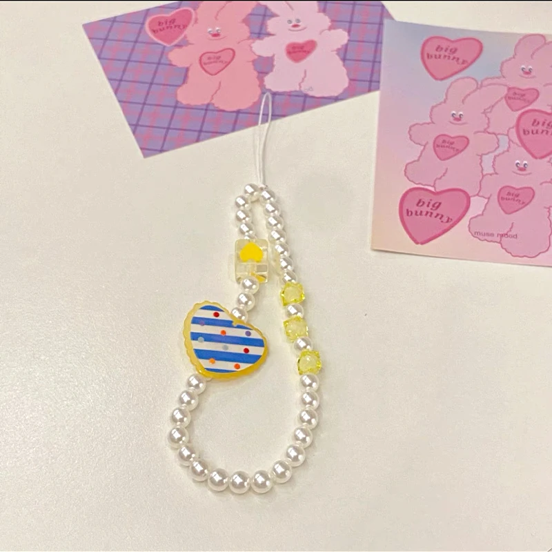 Pearl Color Heart Fruit Key Chain Ladies Fashion Cute Romantic Vintage Keychain Charm Korea 90s Aesthetic Bag Phone Chain Gift