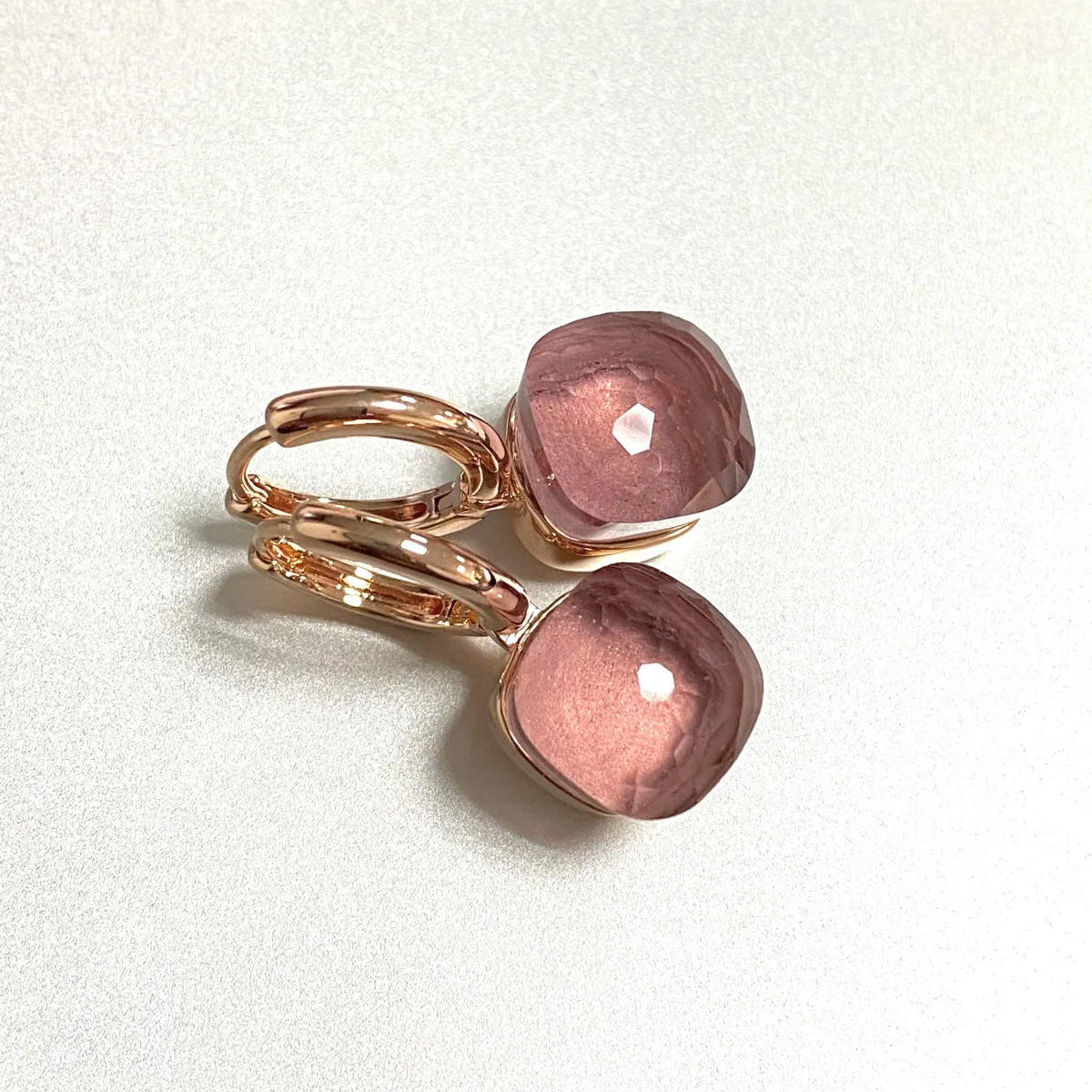 Классические серьги для женщин с аметистовым кристаллом, из меди с покрытием золотом, квадратной формы, модные украшения в стиле "конфетных" цветов.