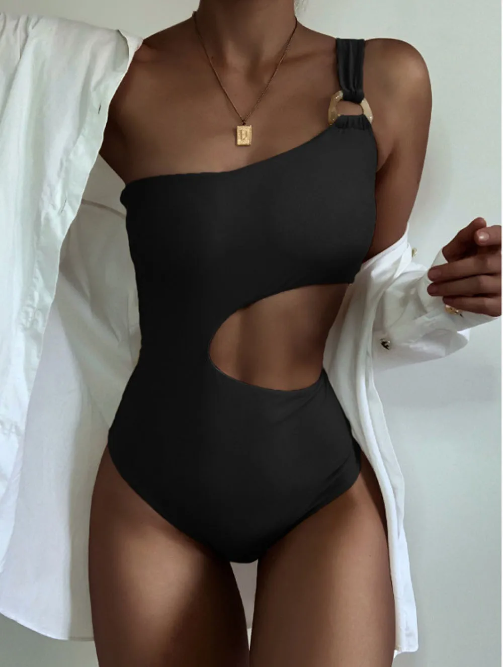 

2022 New Arrival Black Hollow Out One Piece Swimsuit Padded Ring Sexy Female One Shoulder Swimwear Women Bathing Suit Monokini