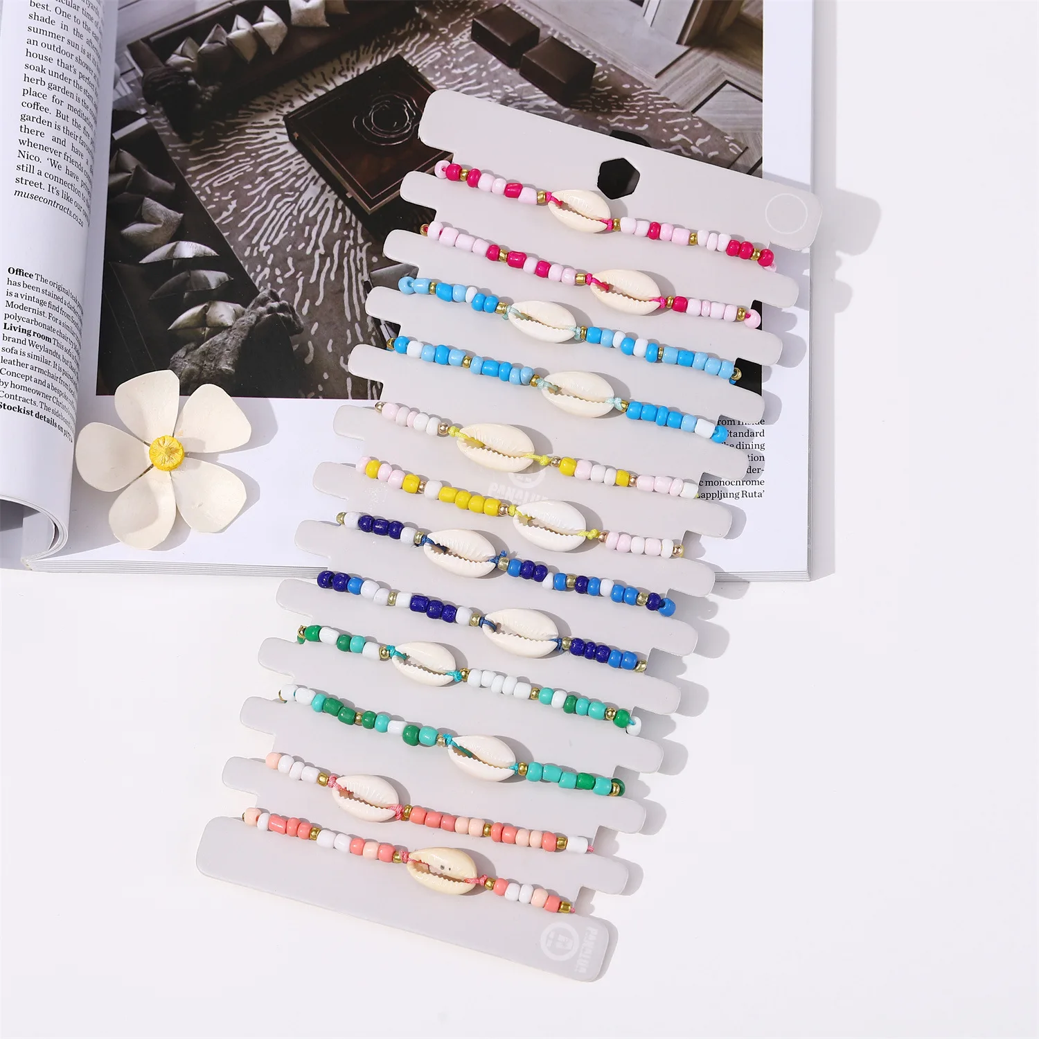 

24Pcs Wooden Beads Shell Charm Bracelets For Women Men Handmade Braided Adjustable Bracelet Fashion