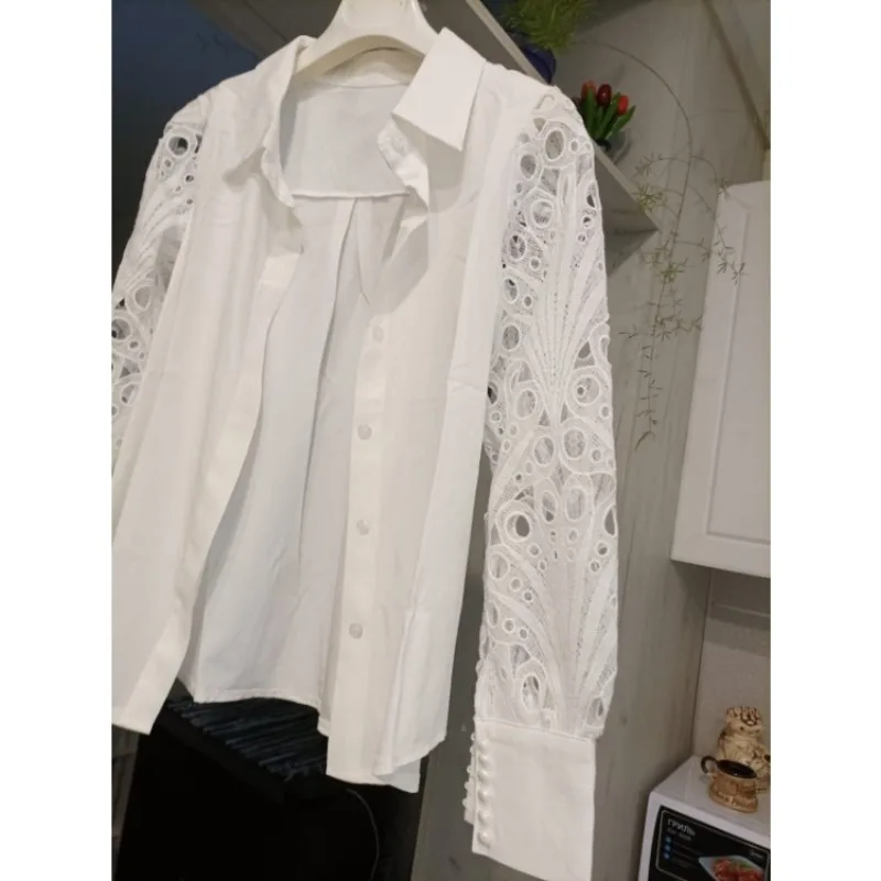 Женская ажурная блузка на пуговицах Черная кружевная с длинным рукавом в уличном