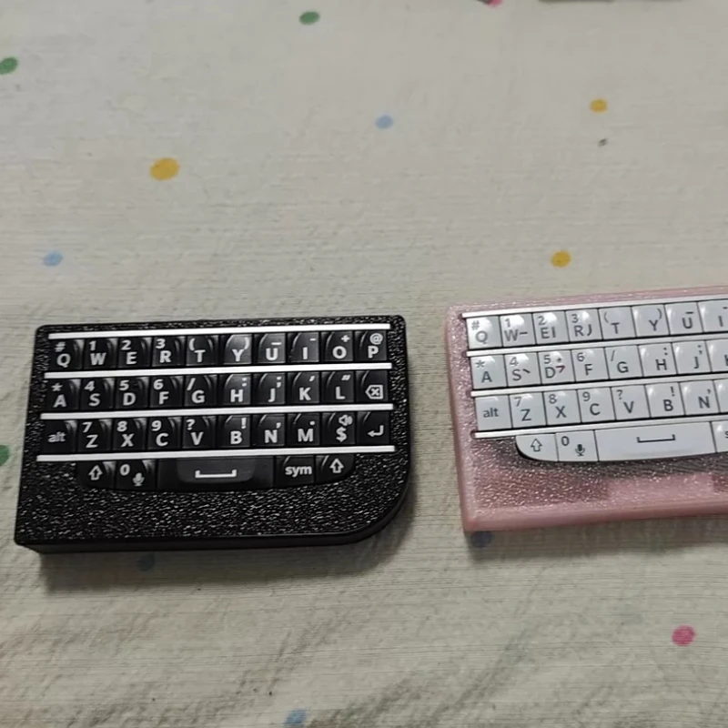 Фото Мини-клавиатура Blackberry Q10, изготовленная на заказ, с 3D-печатью, Bluetooth-панель для клавиатуры BlackBerry Q10, аккумулятор 450 мАч, аксессуары для клавиатуры №1