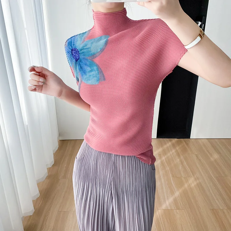 

Miyake Style Corn Pleated Printed Elegant Short Sleeve Top for Women 2023 Summer New Half Turtleneck Slim Fit Pleated T-shirt