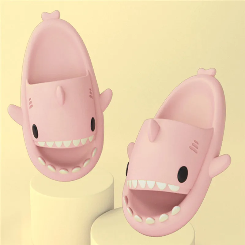

2022 Cartoon Shark Soft Slippers for Man Women Kids Non-Slip Sandals Summer Beach Cool Home Slippers for beach/swimming pool
