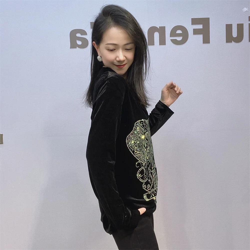 Женские черные бархатные пуловеры с длинными рукавами на весну и осень