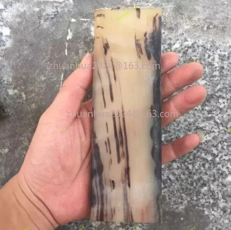 

Лист для ножей с натуральным цветком