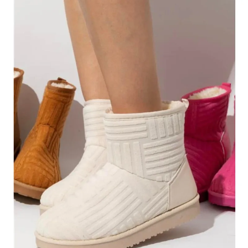 Europe 2022 Winter New Towel Cloth Wool Boots Woman Fashion Casual Thick Bottom Plus Velvet Thick Plus Size Snow Boots Women's