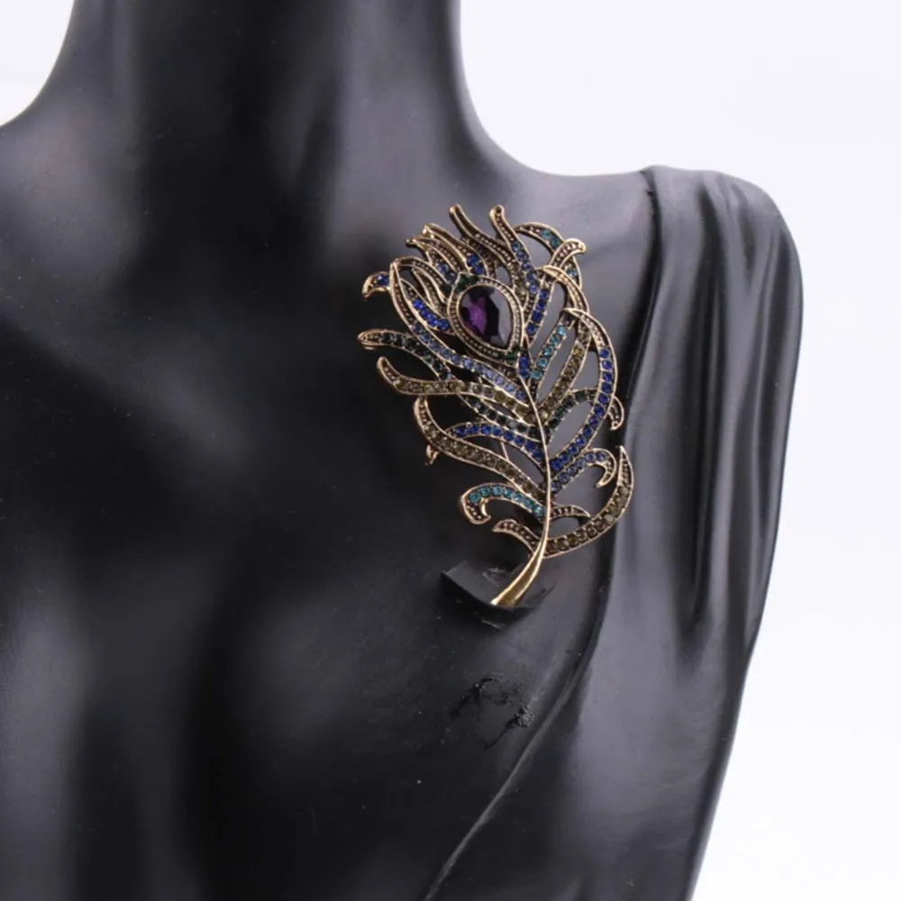 Винтажная брошь с перьями цвет в ассортименте