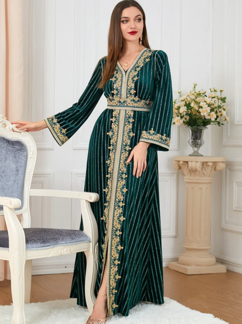 Muslims Sexy V-Neck Floral Embroidery Guipure Lace Panel Belted Kaftan Velvet Autumn Winter Women's Soft Evening Dress
