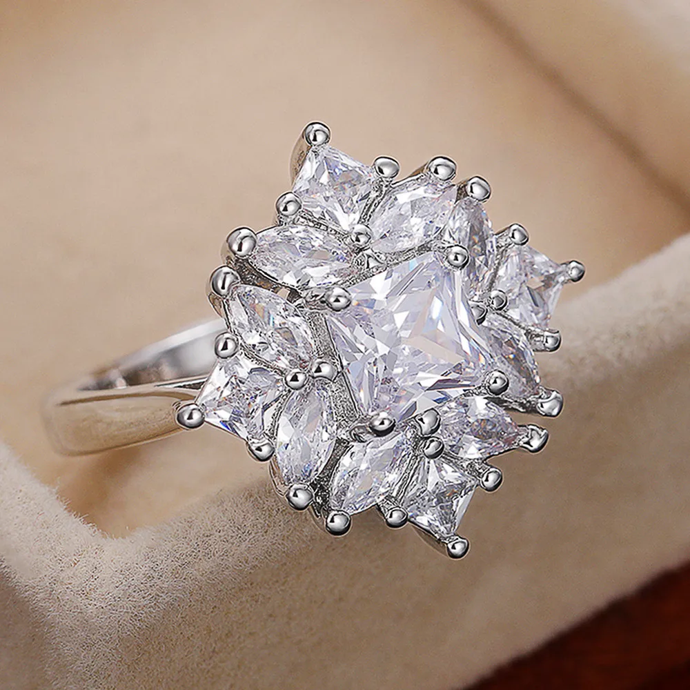 

Кольцо с блестящим кристаллом и кубическим цирконием, кольцо серебряного цвета, высококачественные женские аксессуары, Свадебная вечеринка, новые модные ювелирные изделия