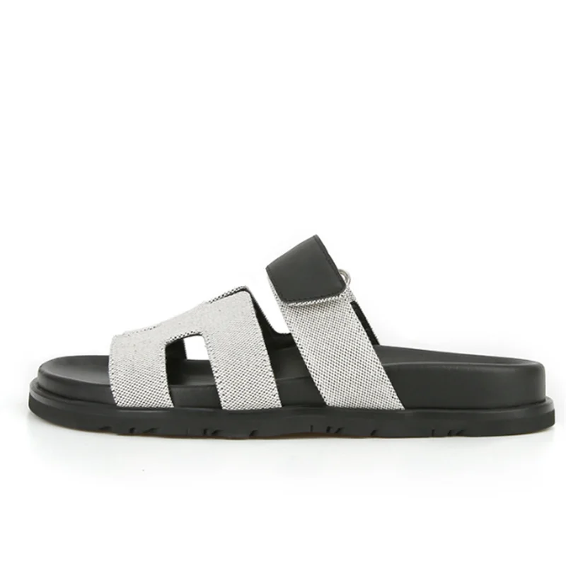 Wearing Korean Fashionable Open-Toed Flat Slippers For Women Casual Thick Sole Beach Shoes Flip Flops Home Slides New Design 43