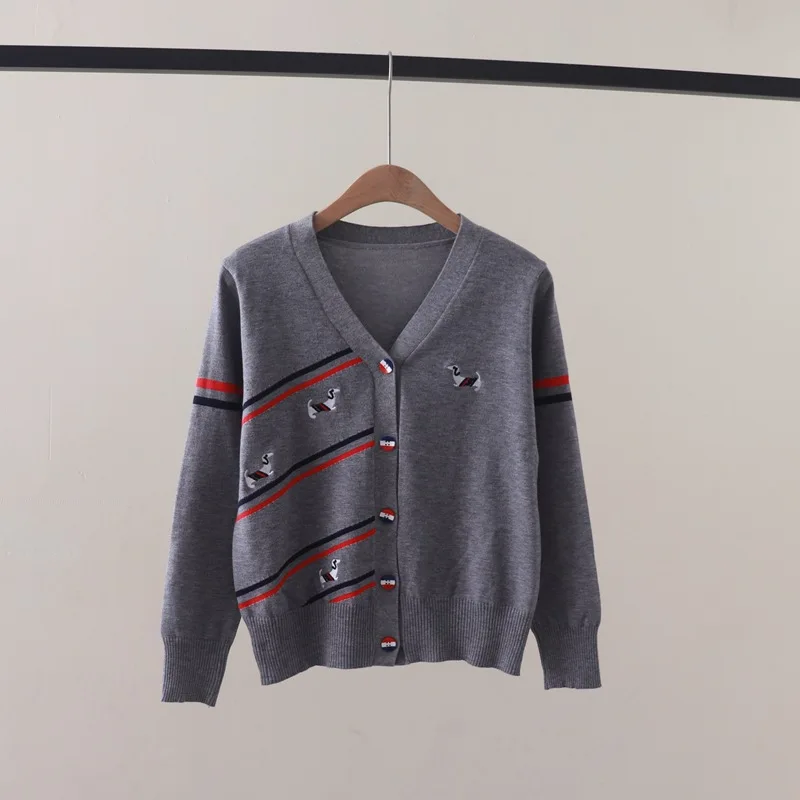 Осенний новый длинный вязаный кардиган с воротником контрастного цвета красный