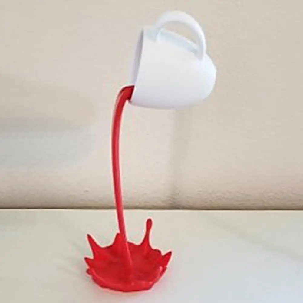 

Practical Coffee Mug Ornament Vivid Stable Resin Spilling Coffee Cup Crafts Statue Exquisite Coffee Cup Ornament for Home