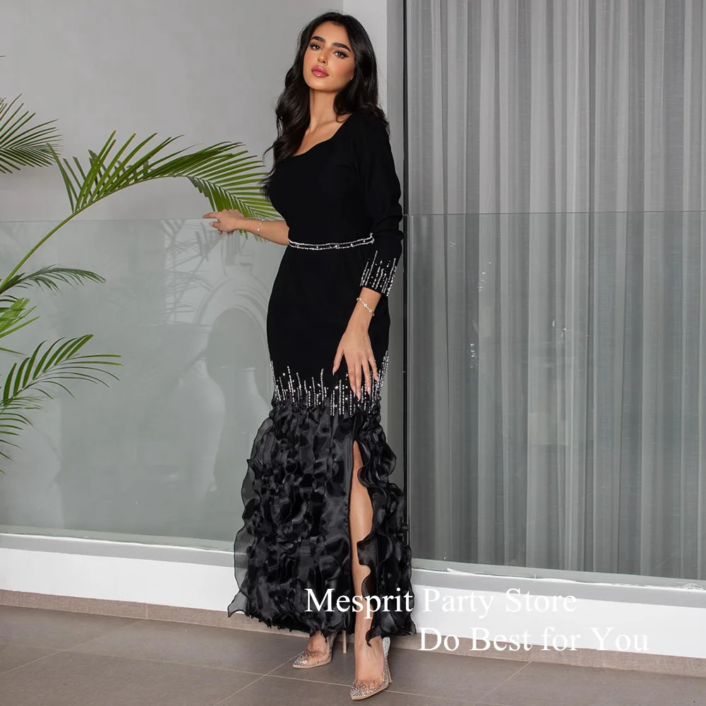 Черное вечернее платье Mesprit на одно плечо с длинным рукавом и бисером камнями