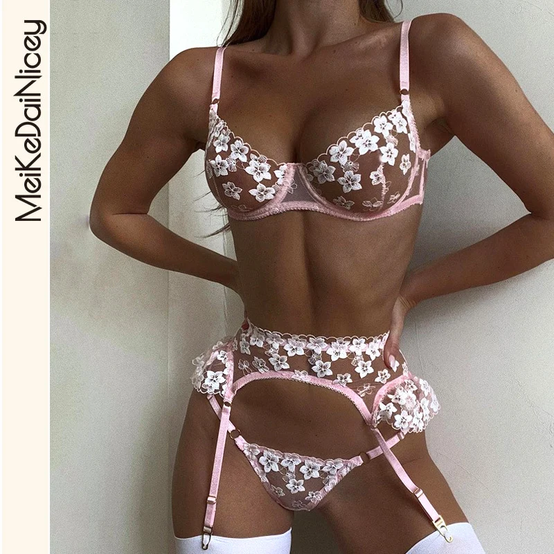

MeiKeDaiNicey 2021 3Pcs Sexy Mesh Perspective Underwear Set Women Sexy Sensual Lingerie Floral Embroidery Bra Garter Briefs Set