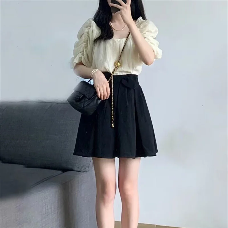 

Summer suit women's French square neck short sleeved shirt milk pleated skirt two-piece set, sweet and age reducing