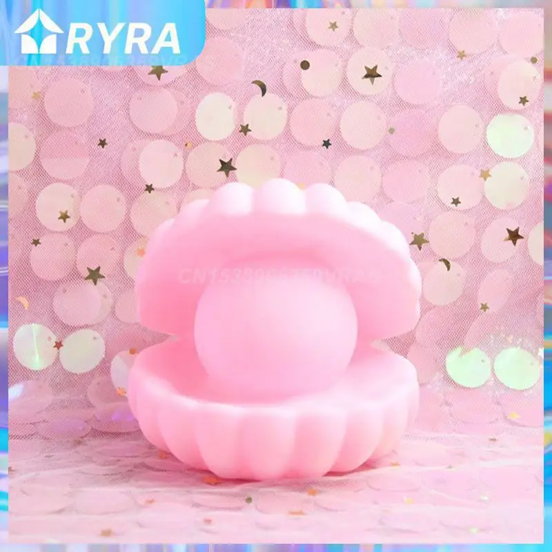 

Мультяшный декоративный светящийся подарок, оригинальный мультяшный светодиодный светящийся ночник, высококачественный виниловый матери...