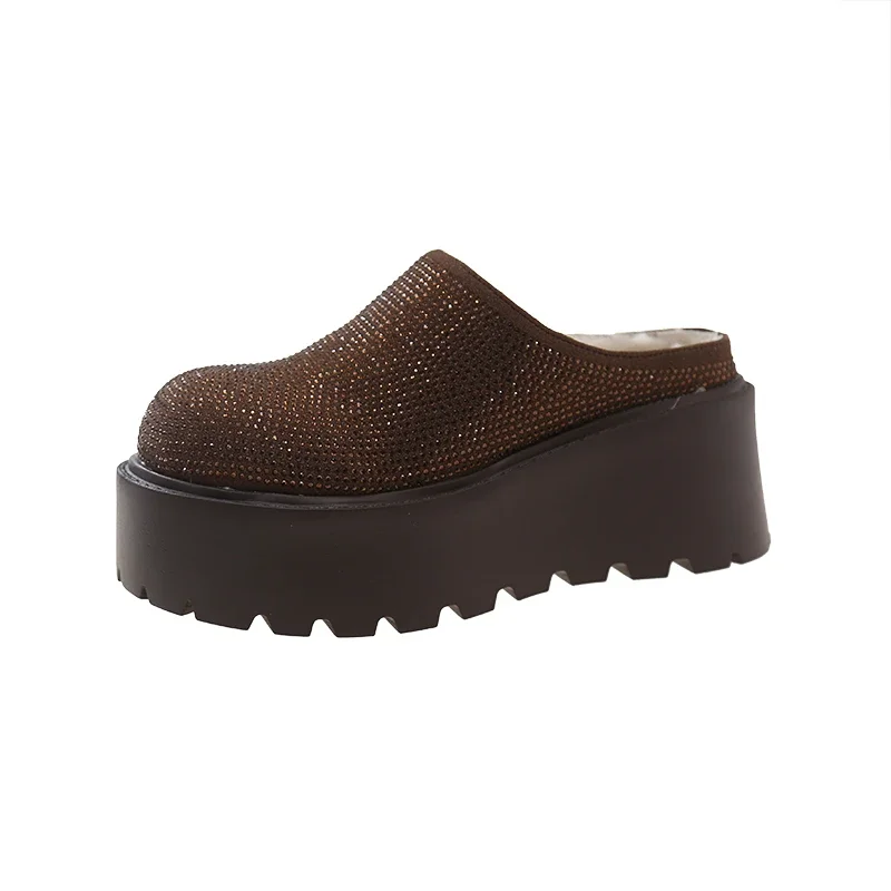 Короткие плюшевые женские шлепанцы со стразами повседневные удобные уличные