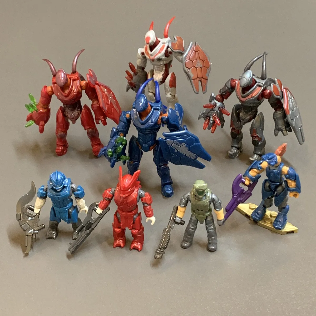 Мега блокс ститкс бесконечный Охотник UNSC синяя красная серая микро фигурка GNB28