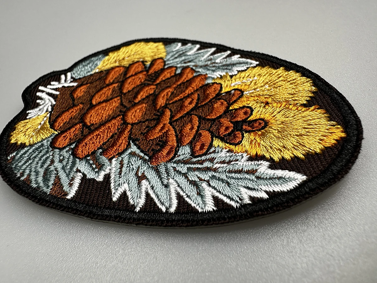 Нашивки с вышивкой из сосновой шишки карри для одежды железо на лесу мультяшная
