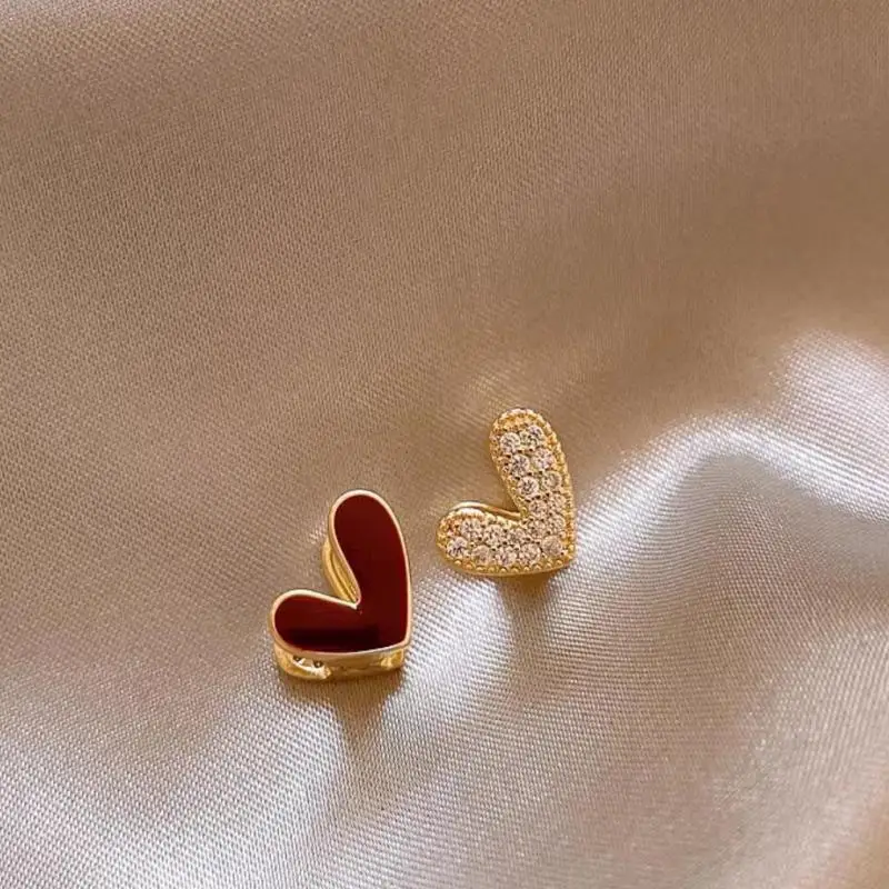 Новое поступление 2024 легкие роскошные красные двухсторонние серьги-гвоздики с